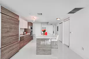 460 NE 28th St, Miami, FL 33137 - Photo 21