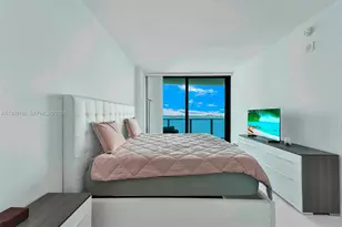 460 NE 28th St, Miami, FL 33137 - Photo 17