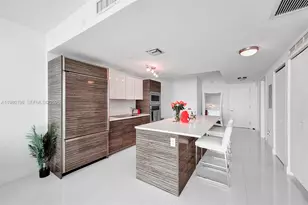 460 NE 28th St, Miami, FL 33137 - Photo 1