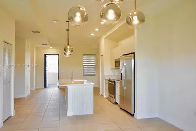 7925 NW 104th Ave #32, Doral, FL 33178 - Photo 9