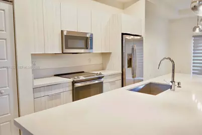 7925 NW 104th Ave #32, Doral, FL 33178 - Photo 7