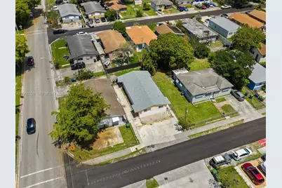 752 NW 3rd Ct, Hallandale Beach, FL 33009 - Photo 5