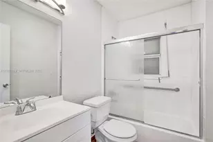 2621 SW Natura Ave, Deerfield Beach, FL 33441 - Photo 29