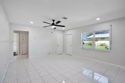2621 SW Natura Ave, Deerfield Beach, FL 33441 - Photo 7