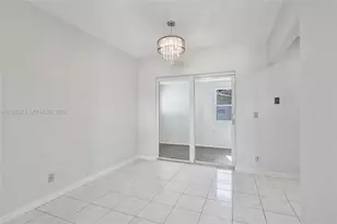 2621 SW Natura Ave, Deerfield Beach, FL 33441 - Photo 11