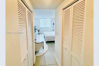 500 Bayview Dr #325, Sunny Isles Beach, FL 33160 - Photo 9