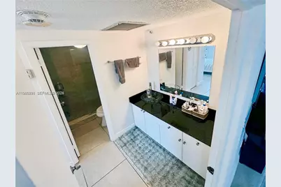 500 Bayview Dr #325, Sunny Isles Beach, FL 33160 - Photo 13