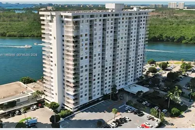 500 Bayview Dr #325, Sunny Isles Beach, FL 33160 - Photo 41