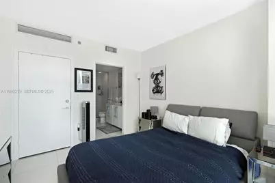 55 SE 6th St #3102, Miami, FL 33131 - Photo 11