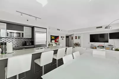 55 SE 6th St #3102, Miami, FL 33131 - Photo 5