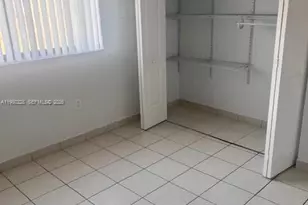 2815 W 76th St, Hialeah, FL 33018 - Photo 11