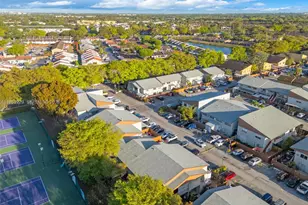 15421 SW 81st Cir Ln, Miami, FL 33193 - Photo 23