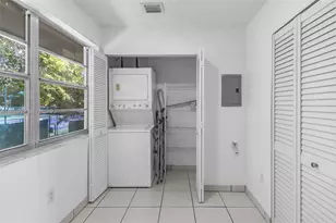 15421 SW 81st Cir Ln, Miami, FL 33193 - Photo 17