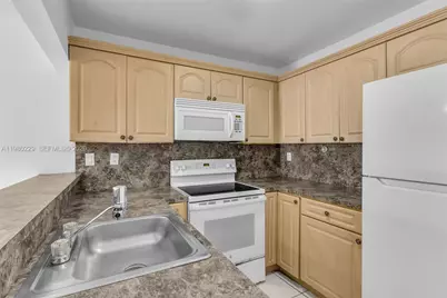 15421 SW 81st Cir Ln #28, Miami, FL 33193 - Photo 9