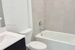 2418 SE 10th Ct, Homestead, FL 33035 - Photo 9