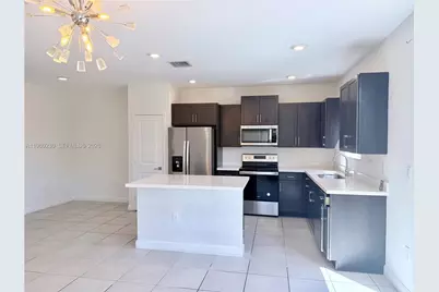 2418 SE 10th Ct, Homestead, FL 33035 - Photo 1