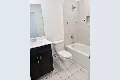 2418 SE 10th Ct, Homestead, FL 33035 - Photo 15