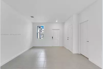 11925 NW 46th St, Coral Springs, FL 33076 - Photo 7