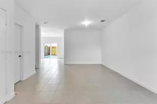 11925 NW 46th St, Coral Springs, FL 33076 - Photo 9