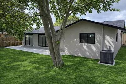 4020 NW 93rd Way, Sunrise, FL 33351 - Photo 39