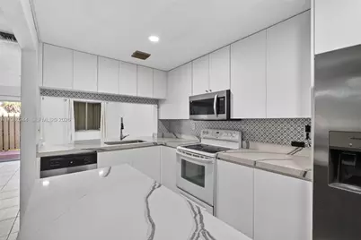 5843 Woodlands Blvd, Tamarac, FL 33319 - Photo 11