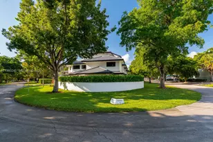 5750 Turin St, Coral Gables, FL 33146 - Photo 3