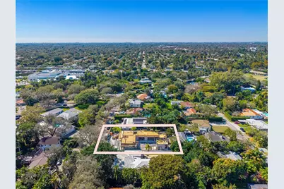 739 NE 111th St, Biscayne Park, FL 33161 - Photo 9