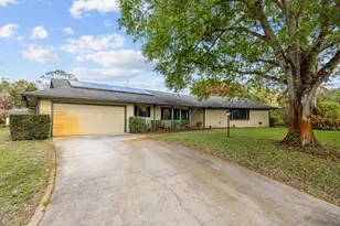 410 45th Ave, Vero Beach, FL 32968 - Photo 1