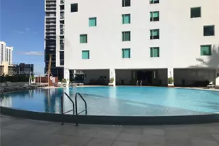 55 SE 6th St, Miami, FL 33131 - Photo 11