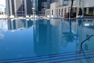 55 SE 6th St, Miami, FL 33131 - Photo 21