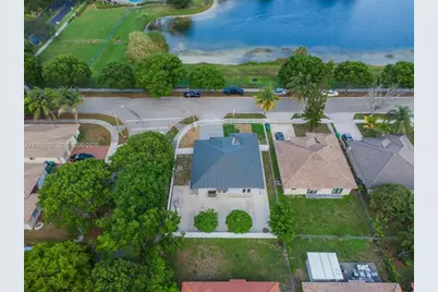 20560 NW 17th Ave, Miami Gardens, FL 33056 - Photo 25