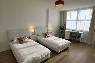 6039 Collins Ave, Miami Beach, FL 33140 - Photo 11