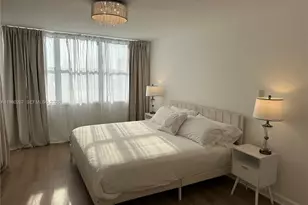 6039 Collins Ave, Miami Beach, FL 33140 - Photo 5