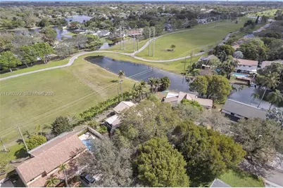 12145 Begonia Way #12145, Cooper City, FL 33026 - Photo 45