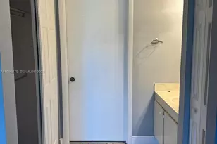 8810 SW 132nd Pl, Miami, FL 33186 - Photo 23