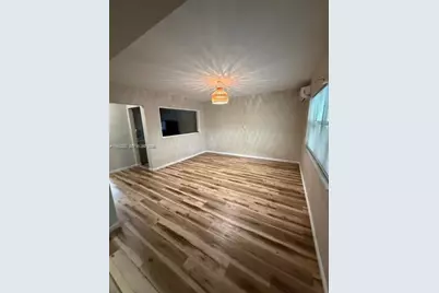 1721 NE 15th Ave #1, Fort Lauderdale, FL 33305 - Photo 1