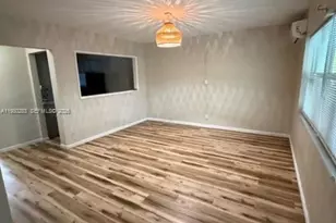 1721 NE 15th Ave, Fort Lauderdale, FL 33305 - Photo 1