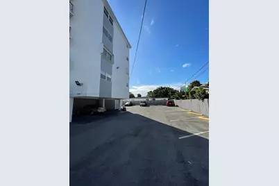 2500 SW 6th St #404, Miami, FL 33135 - Photo 19