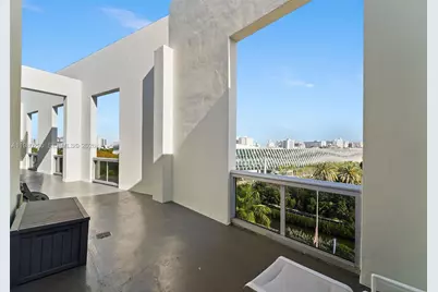 2001 Meridian Ave #PH-16, Miami Beach, FL 33139 - Photo 15