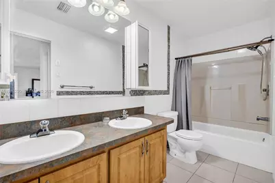 8209 NW 91st Ave, Tamarac, FL 33321 - Photo 19