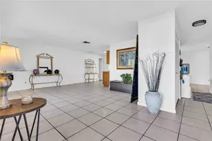 8209 NW 91st Ave, Tamarac, FL 33321 - Photo 9