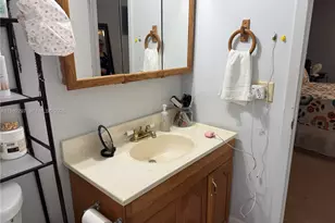 6507 Winfield Blvd, Margate, FL 33063 - Photo 29