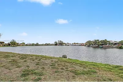 6525 W 26th Dr #204-37, Hialeah, FL 33016 - Photo 21