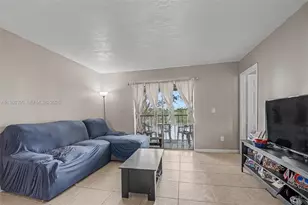 6525 W 26th Dr, Hialeah, FL 33016 - Photo 7