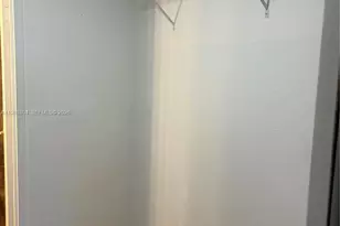 1800 Sans Souci Blvd, North Miami, FL 33181 - Photo 9