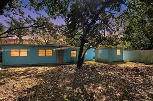 14250 NW 5th Ave, North Miami, FL 33168 - Photo 29