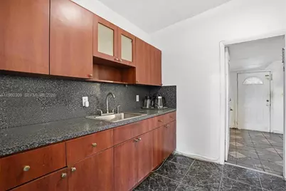 14250 NW 5th Ave, North Miami, FL 33168 - Photo 11