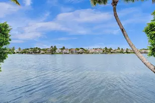 11008 NW 73rd St, Doral, FL 33178 - Photo 37