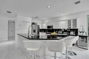 11008 NW 73rd St, Doral, FL 33178 - Photo 21