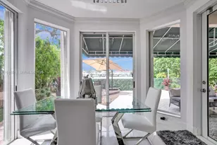 11008 NW 73rd St, Doral, FL 33178 - Photo 27